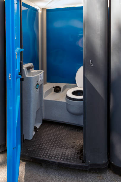 Portable Toilet Options We Offer in Lake Shore, MN